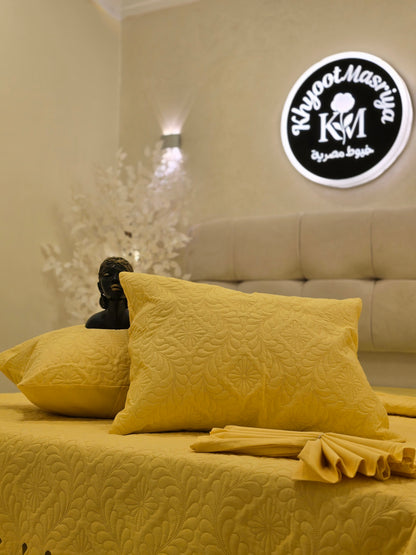 Laser-Cut Cotton Bed Cover – 5 Piece Set