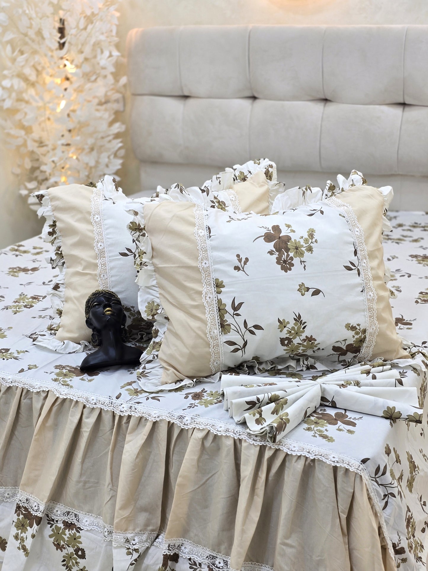 Corniche & Guipure Bed Set – 4 Pieces