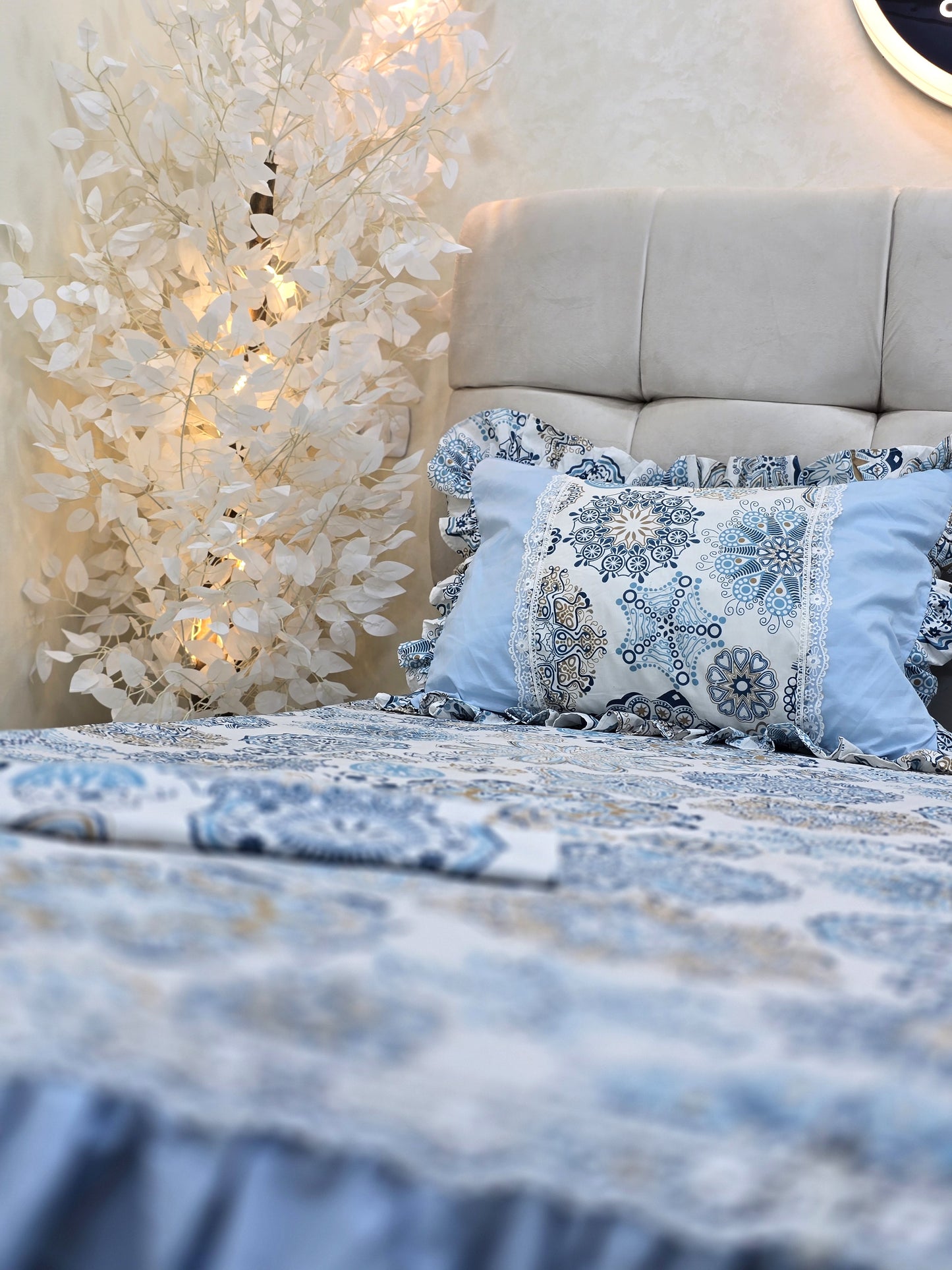 Corniche & Guipure Bed Set – 4 Pieces