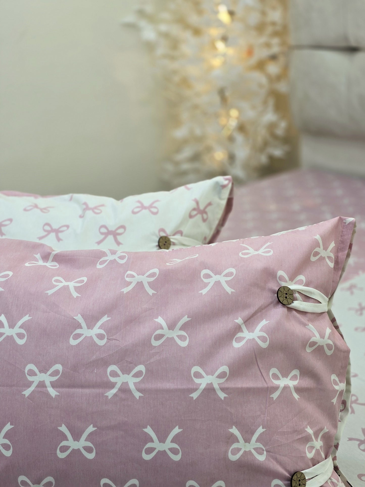 Two-Tone Bed Set – 4 Pieces