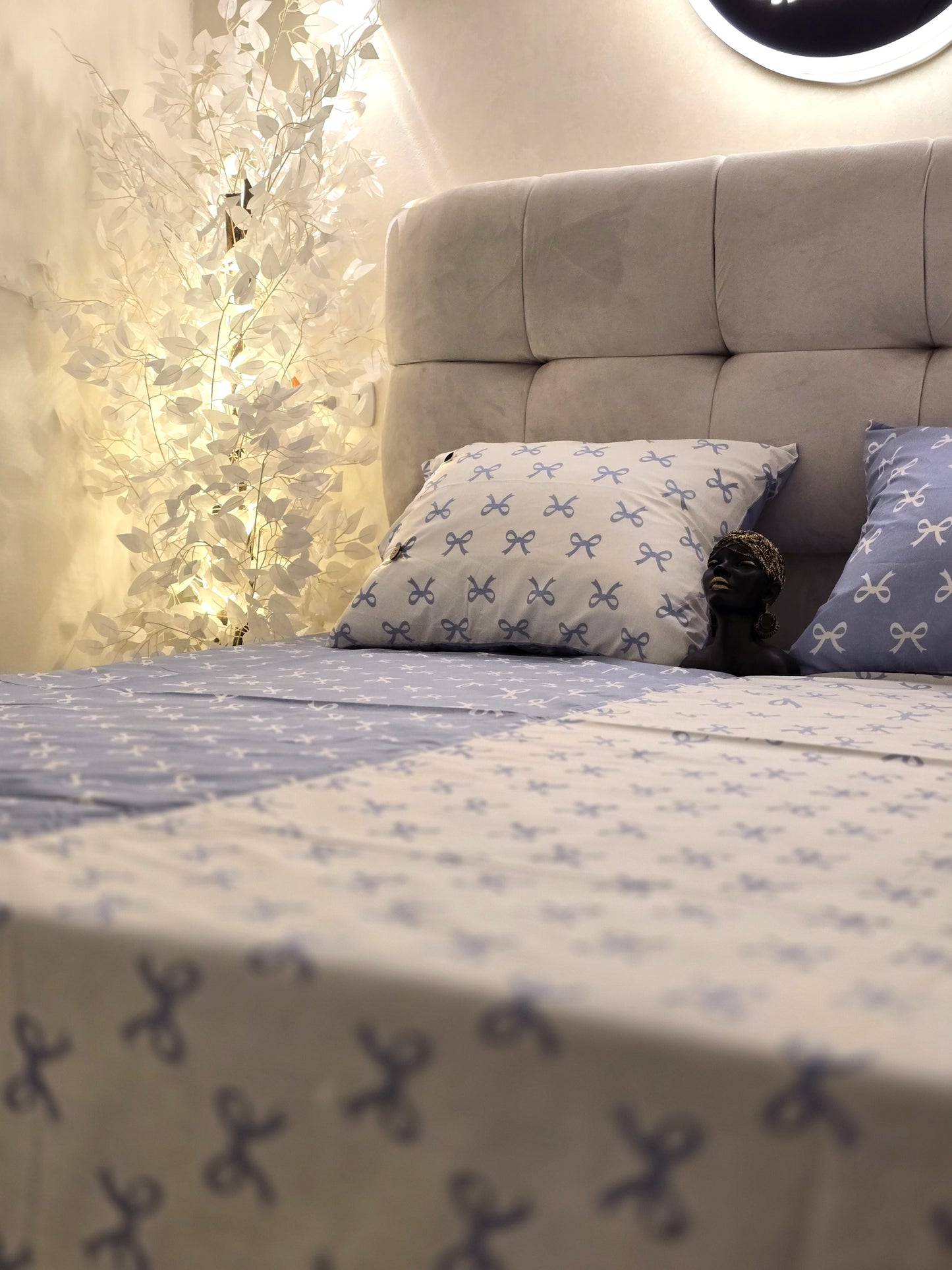 Two-Tone Bed Set – 4 Pieces