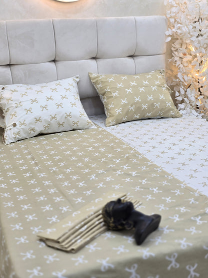 Two-Tone Bed Set – 4 Pieces