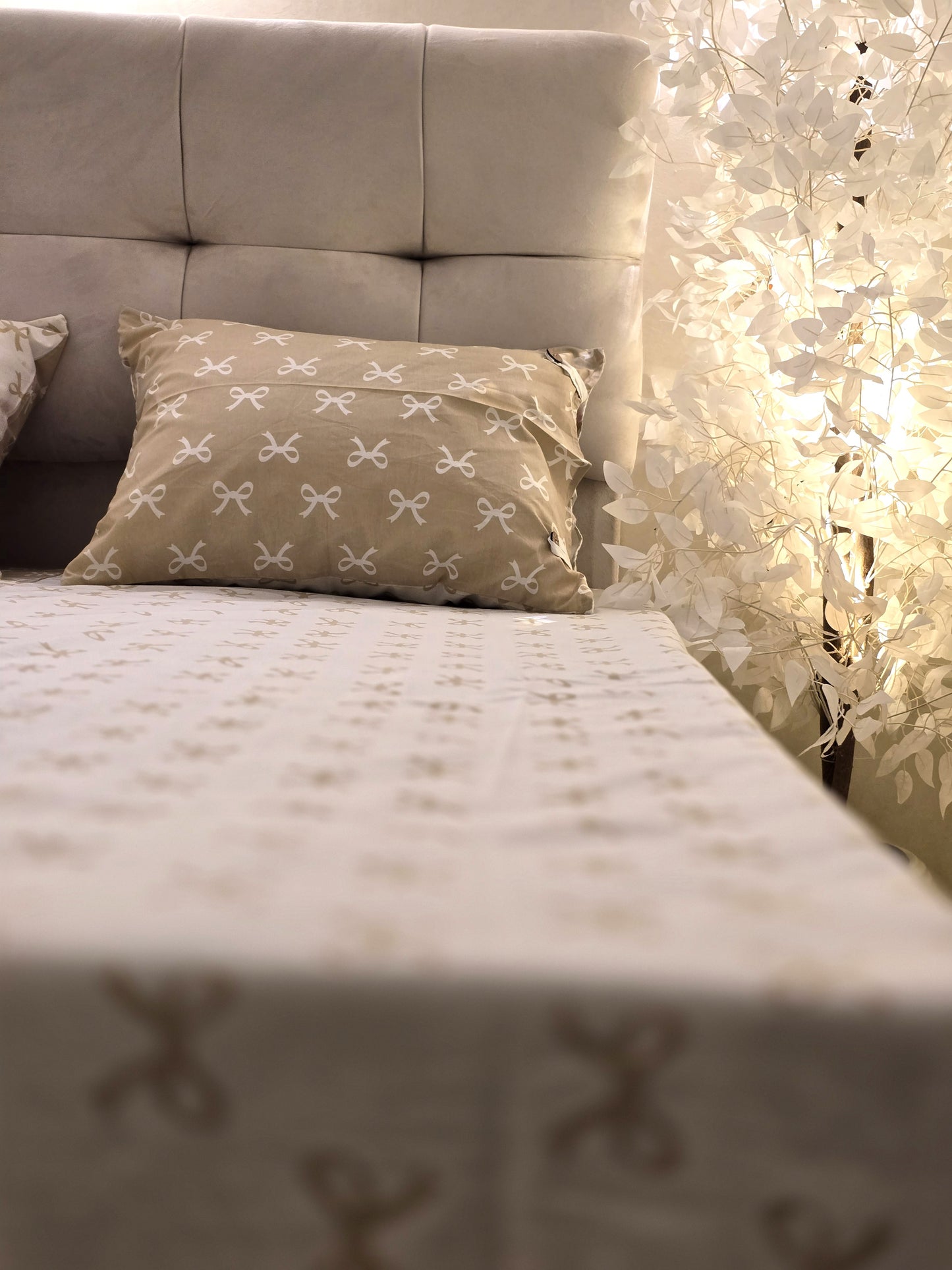 Two-Tone Bed Set – 4 Pieces