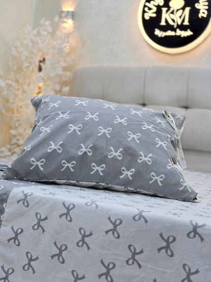 Two-Tone Bed Set – 4 Pieces