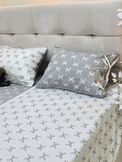 Two-Tone Bed Set – 4 Pieces