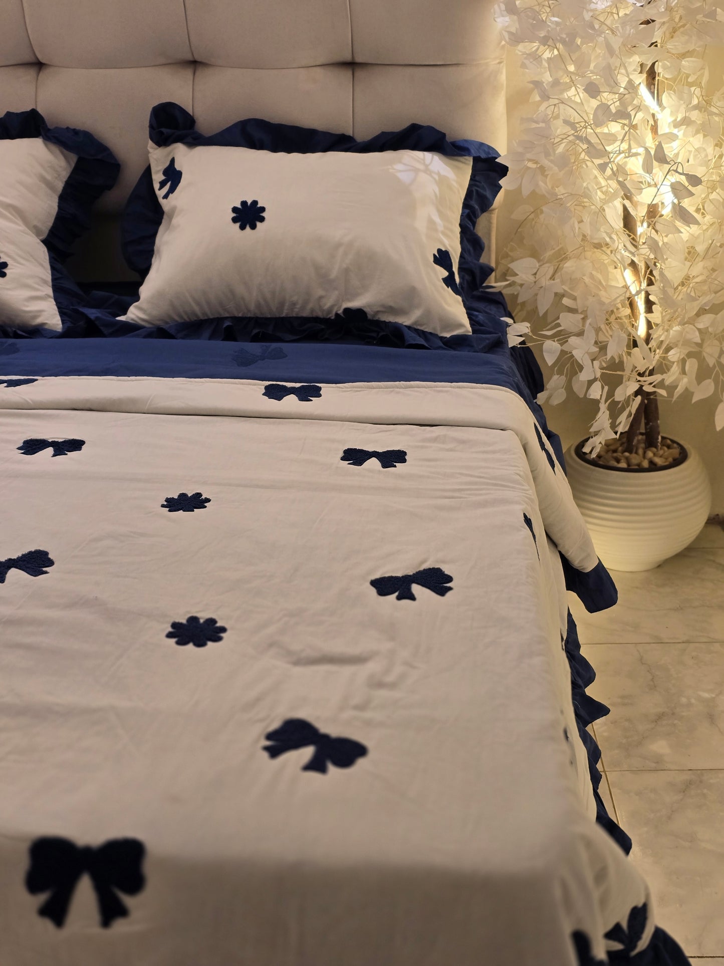 Embroidered Corniche Comforter Set – Premium Egyptian Cotton (5 pcs )