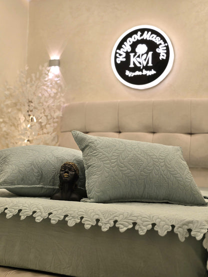 Laser-Cut Cotton Bed Cover – 5 Piece Set