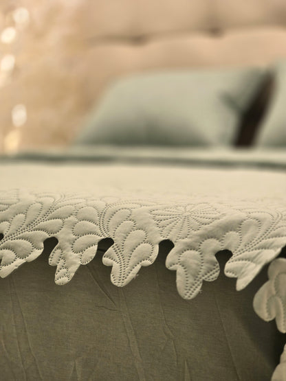 Laser-Cut Cotton Bed Cover – 5 Piece Set
